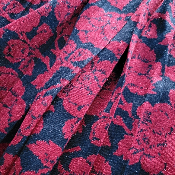 Club Monaco Metallic Floral Pleated Midi Skirt - Picture 3 of 3